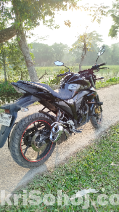 Suzuki gixxer